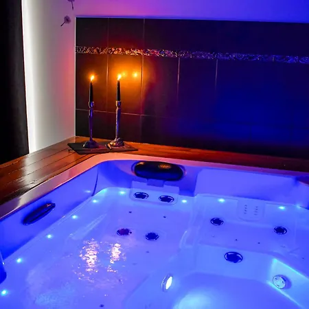 Suite 785 Chambre Jacuzzi Sauna Montauban Exterior photo