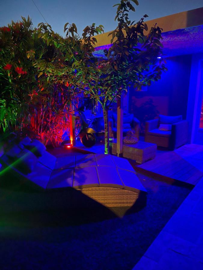 785 Jacuzzi Sauna Bed & Breakfast *