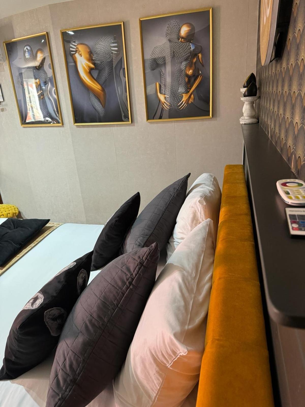 785 Jacuzzi Sauna Bed & Breakfast *