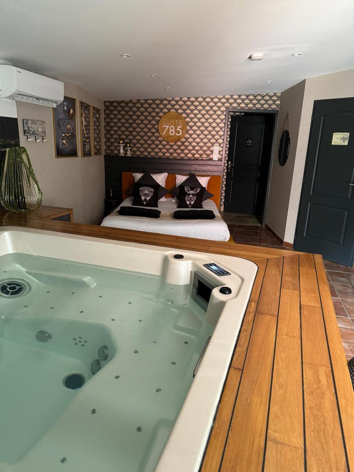 785 Jacuzzi Sauna Bed & Breakfast *